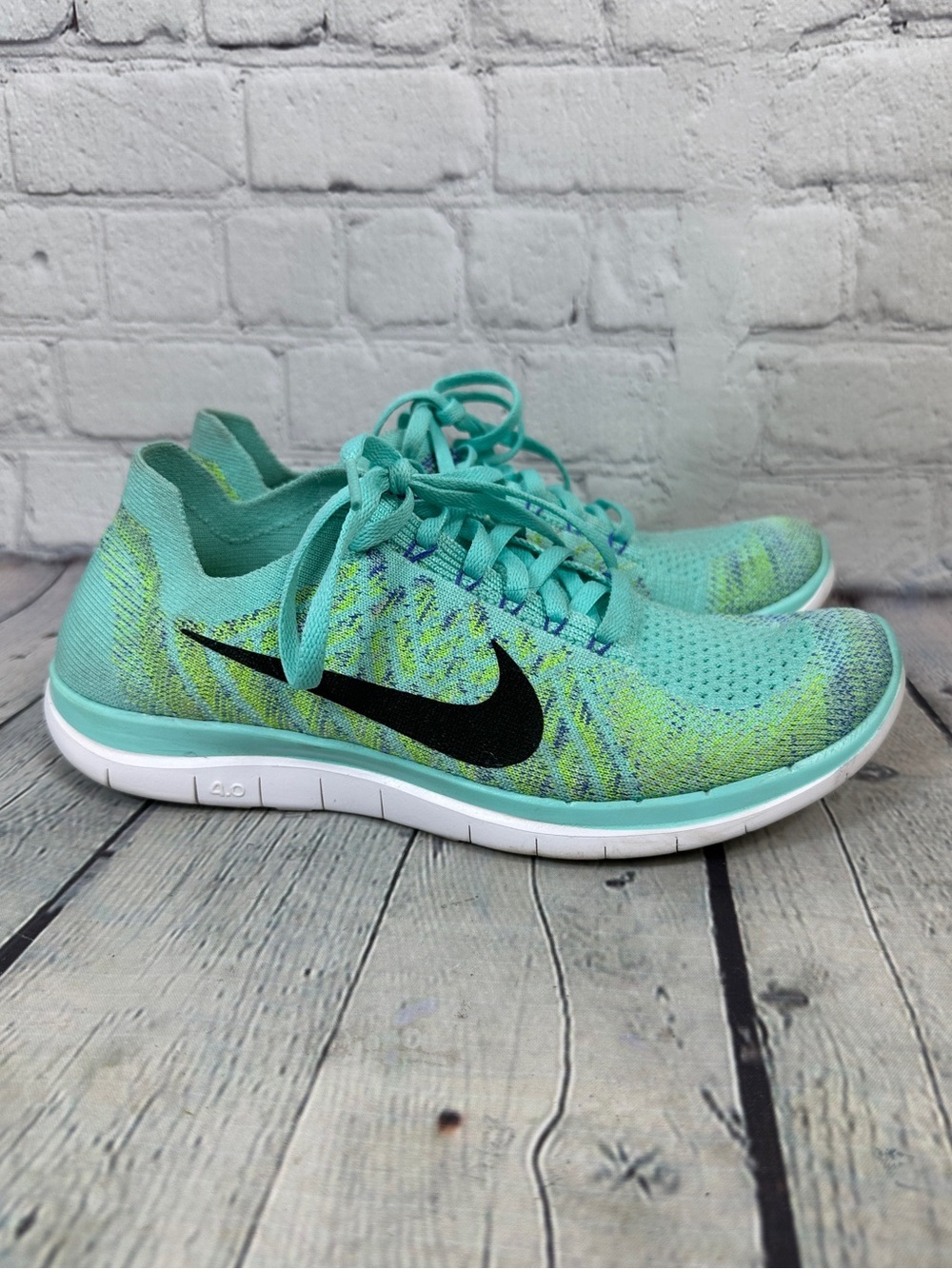 Nike Women's Free 4.0 Flyknit turquoise size 8